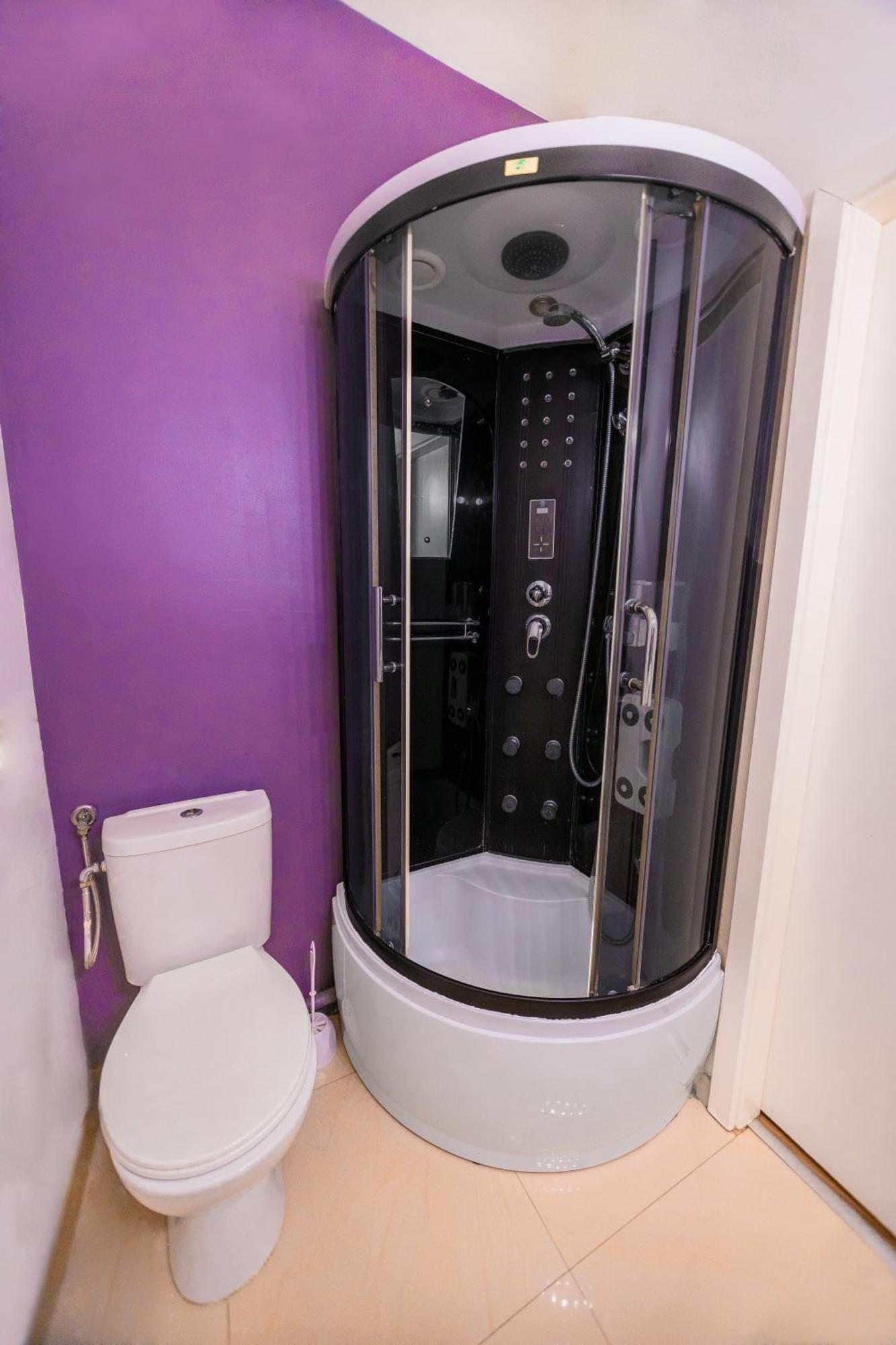 Cozy Studio Next To The Metro And City Center Warszawa Exteriör bild