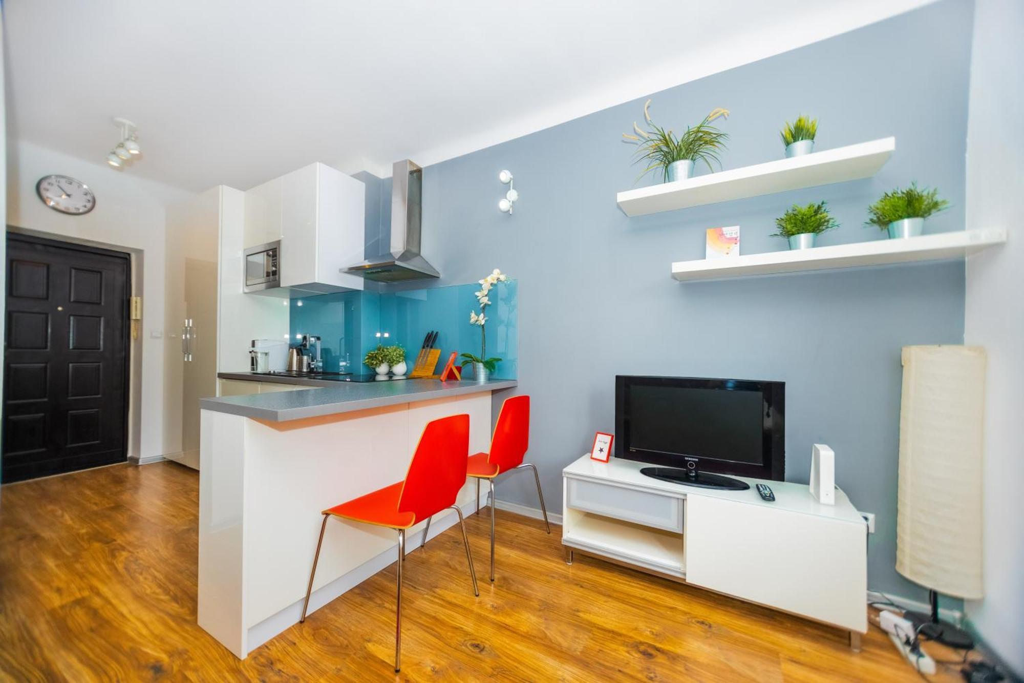 Cozy Studio Next To The Metro And City Center Warszawa Exteriör bild